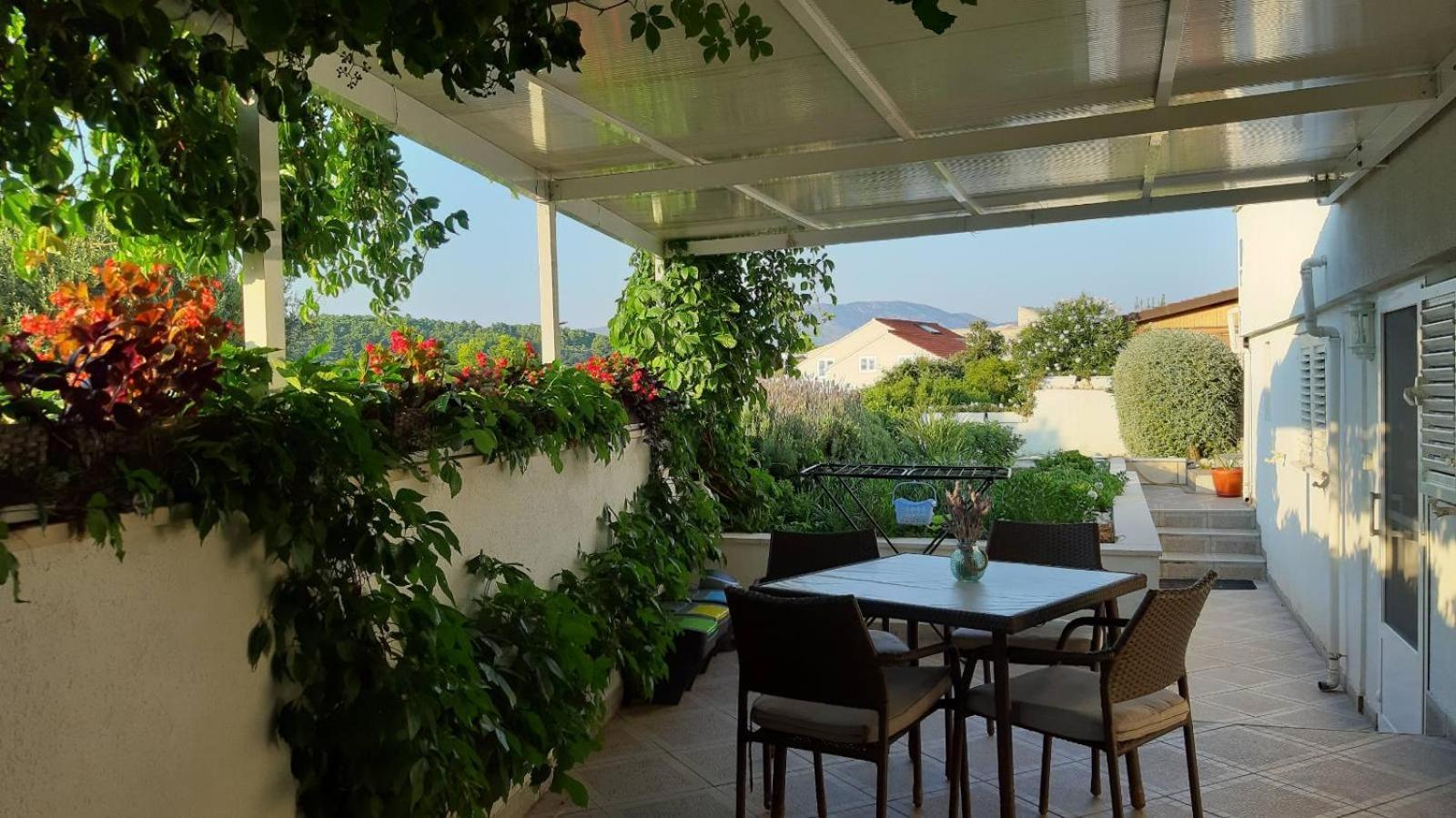 Studio Apartman Kornelija Lumbarda Esterno foto